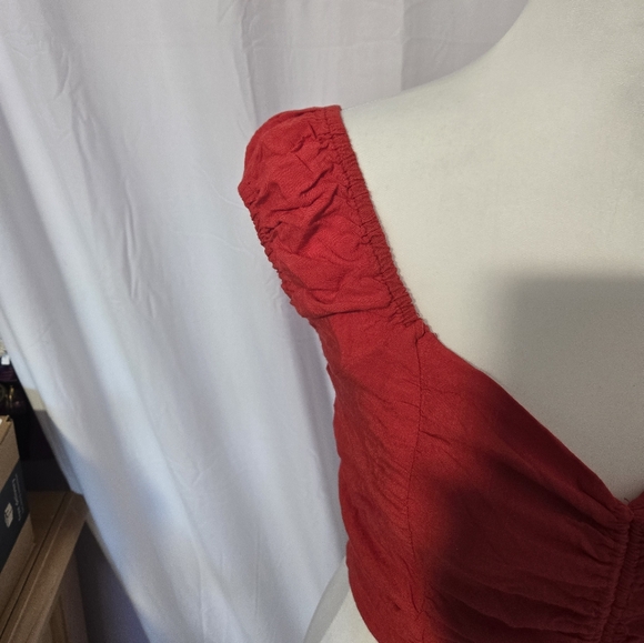Japna Red Ruched Cap Sleeve Crop Blouse - Picture 5 of 7